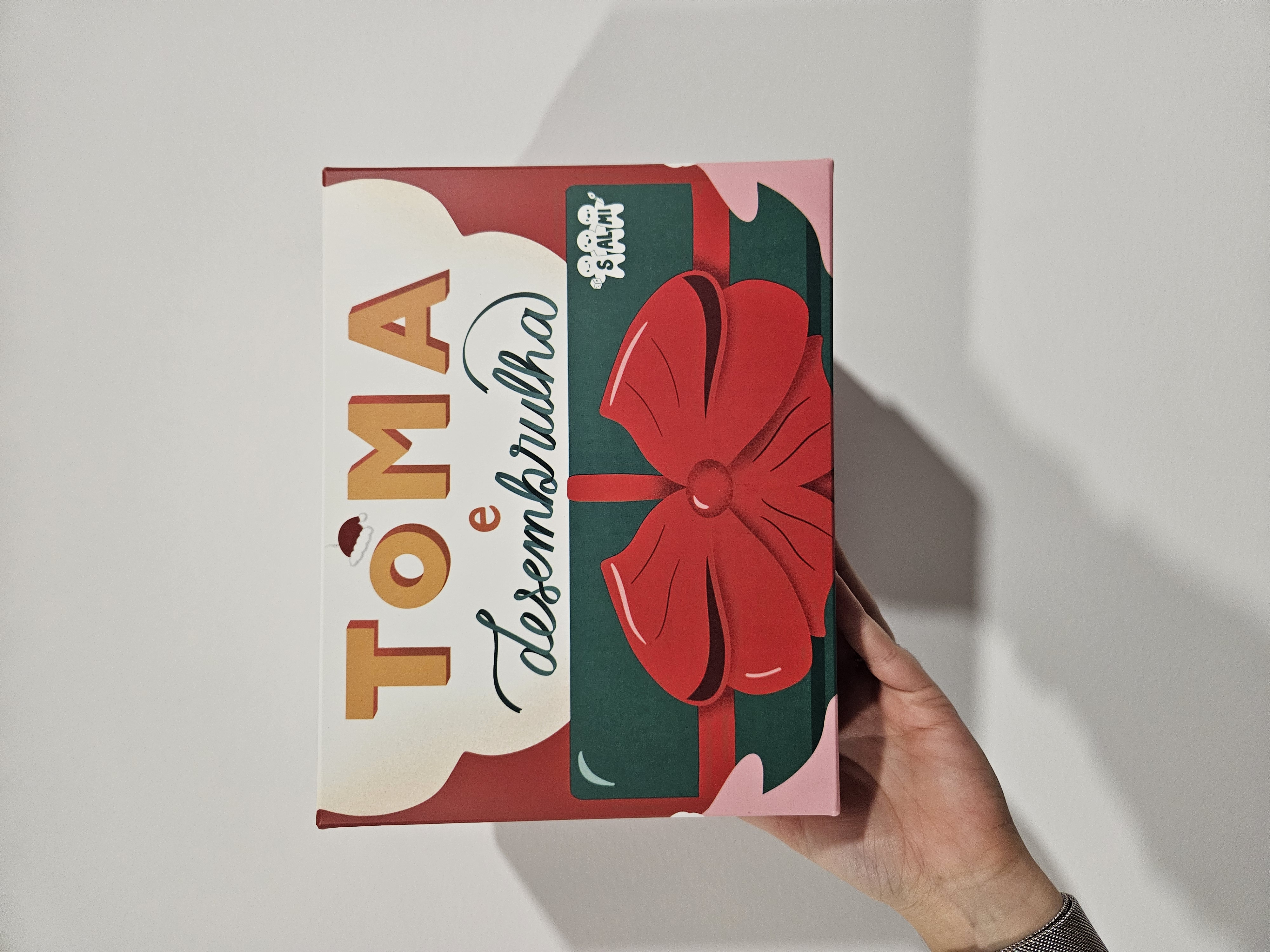 Toma e Desembrulha